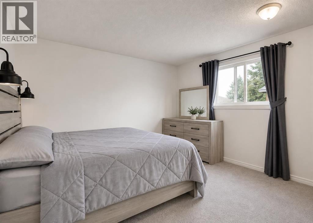 896 Rundlecairn Way NE, Calgary, Alberta  T1Y 2R7 - Photo 12 - A2337068