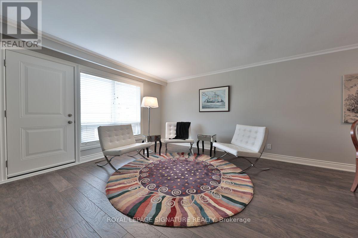 2 - 65 Mississauga Road, Mississauga, Ontario  L5H 2H9 - Photo 4 - W13688428