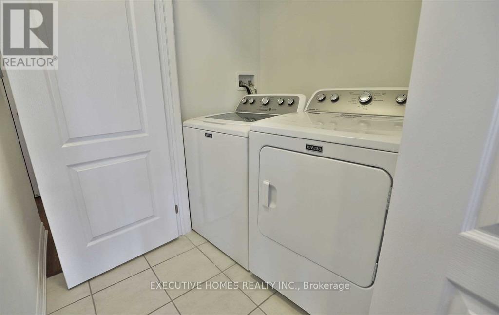 288 Reis Place, Milton, Ontario  L9E 0A9 - Photo 8 - W13688448