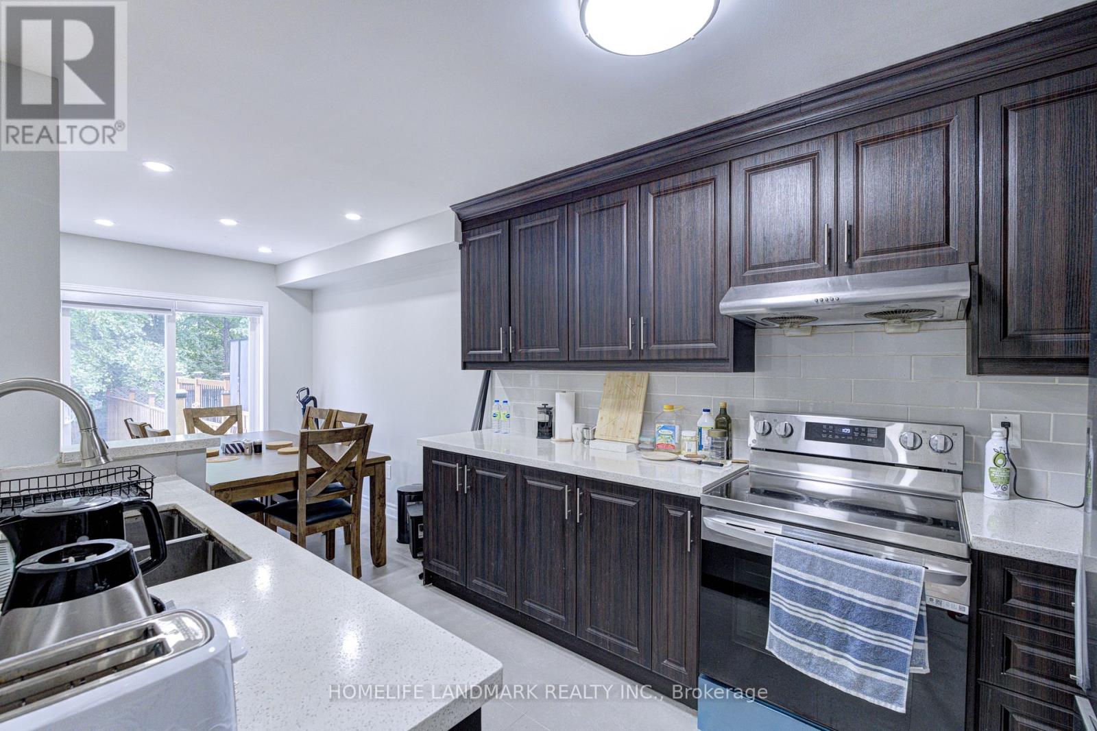 1192 Prestonwood Crescent, Mississauga, Ontario  L5V 2V3 - Photo 10 - W13688590