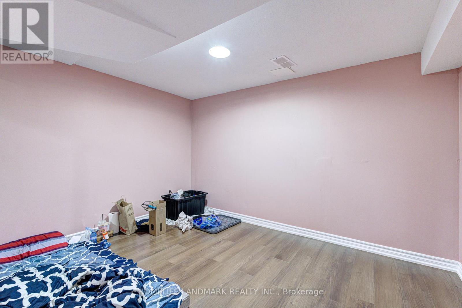 1192 Prestonwood Crescent, Mississauga, Ontario  L5V 2V3 - Photo 23 - W13688590