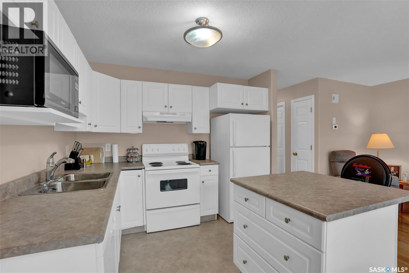 4926 Marigold Drive, Regina, Saskatchewan  S4X 4P6 - Photo 8 - SK045950