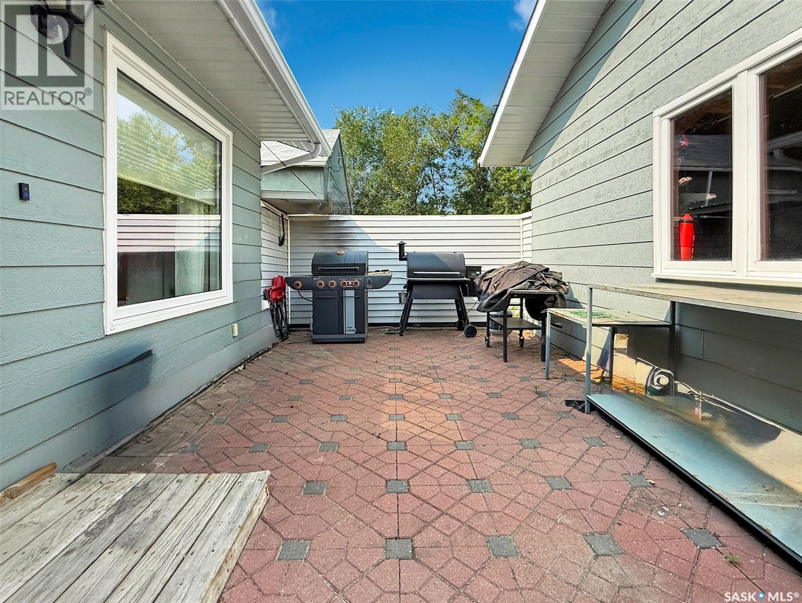 445 4th Avenue Nw, Swift Current, Saskatchewan  S9H 0V4 - Photo 24 - SK045934