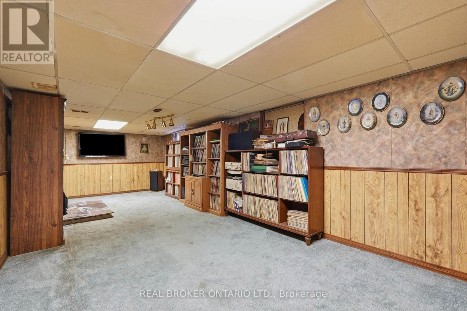 21 Oakwood Avenue, Kitchener, Ontario  N2H 6G8 - Photo 23 - X13688442