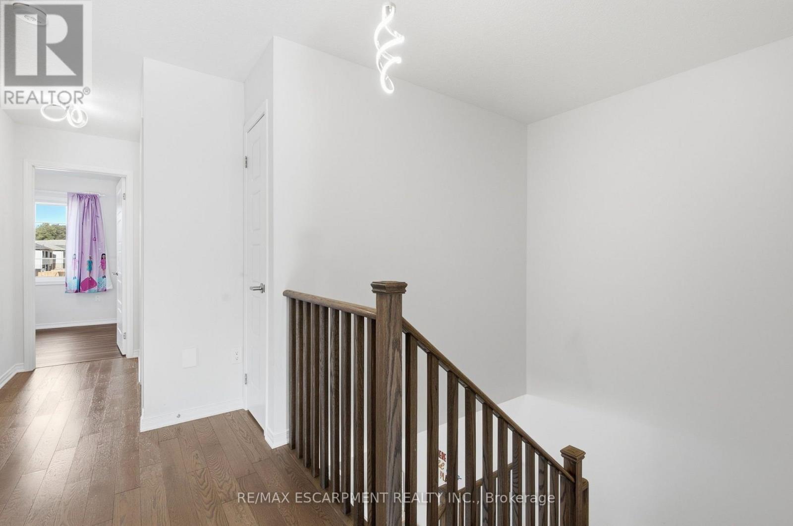 8 Magdalena Street, Hamilton, Ontario  L8K 5R9 - Photo 16 - X13688498