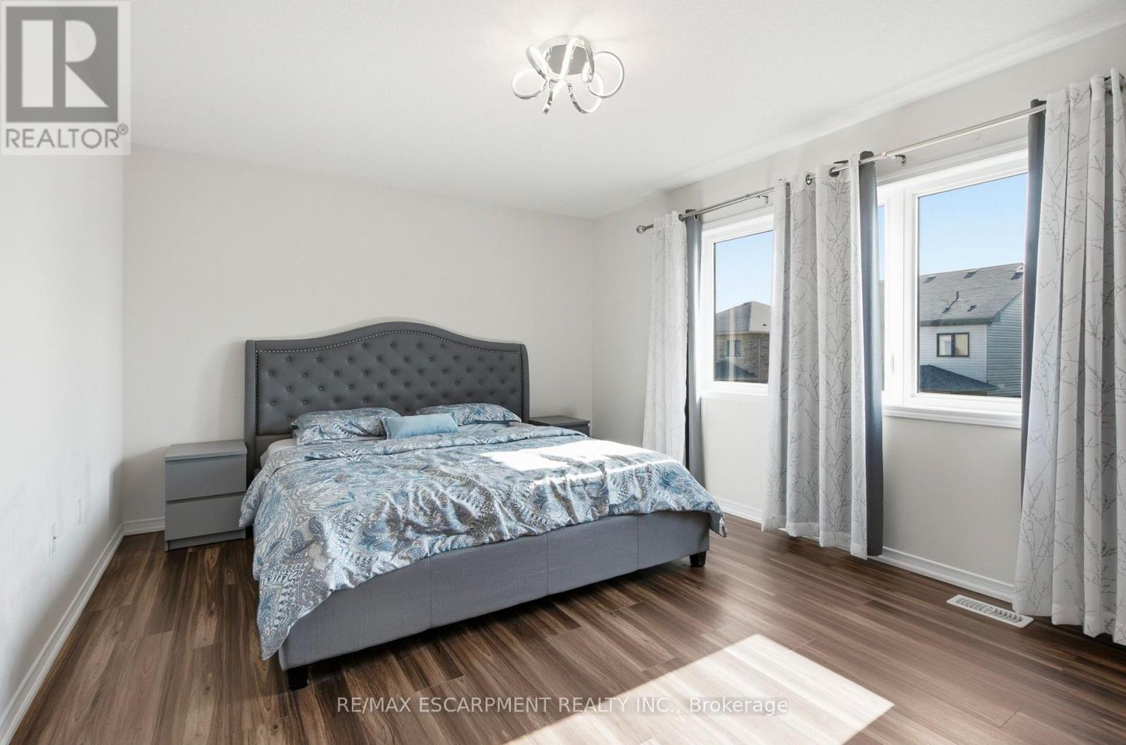 8 Magdalena Street, Hamilton, Ontario  L8K 5R9 - Photo 17 - X13688498