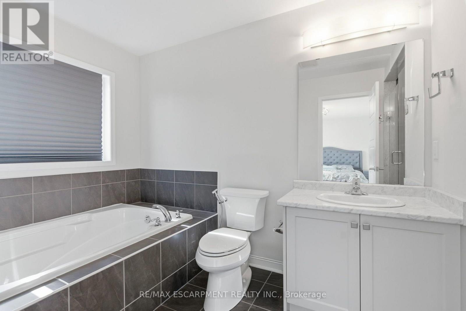8 Magdalena Street, Hamilton, Ontario  L8K 5R9 - Photo 19 - X13688498