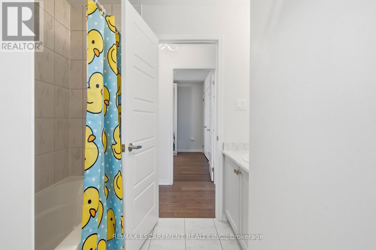 8 Magdalena Street, Hamilton, Ontario  L8K 5R9 - Photo 30 - X13688498