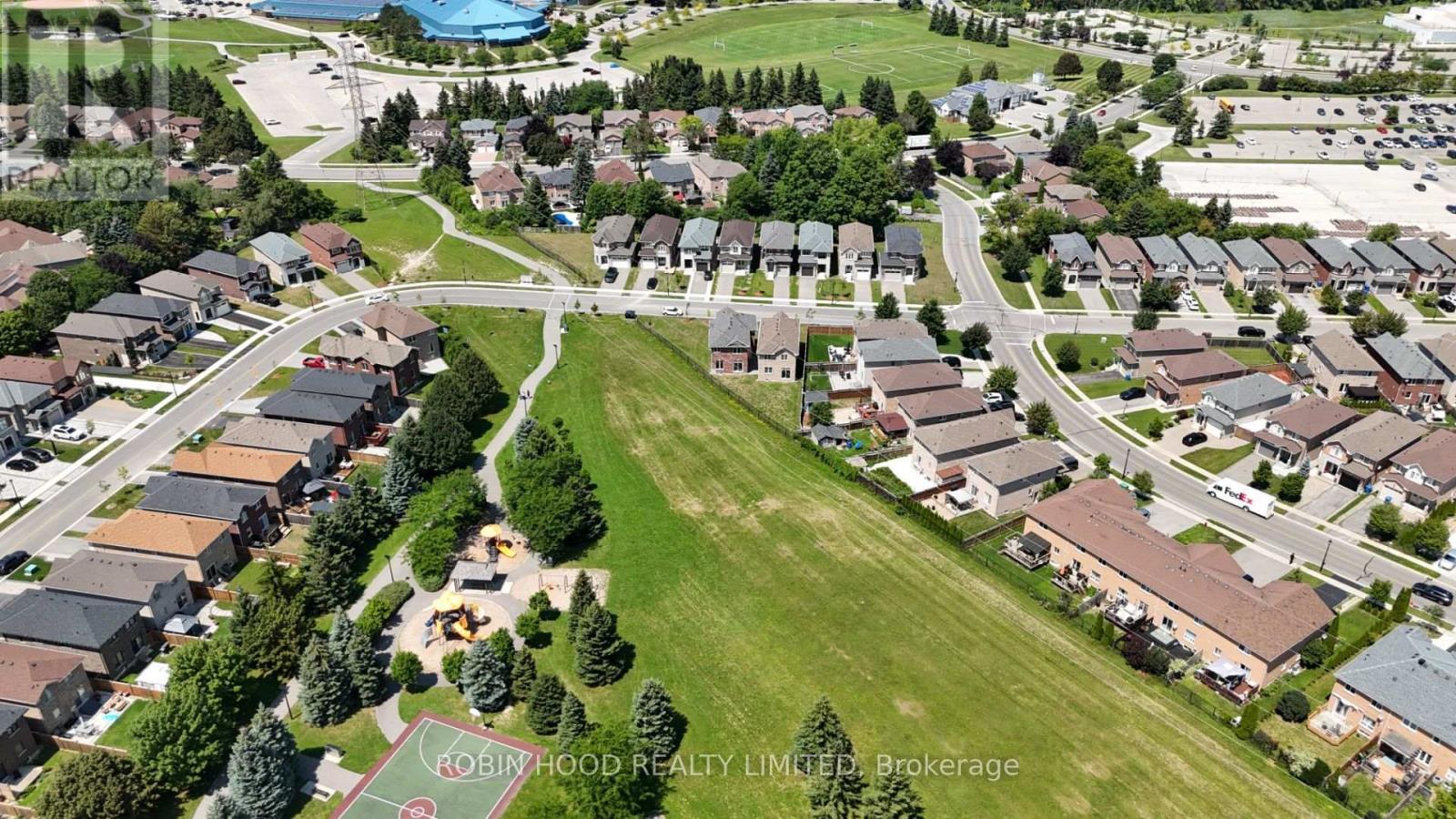 - - 398 Rita's Avenue, Newmarket, Ontario  L3X 2N1 - Photo 2 - X13688558