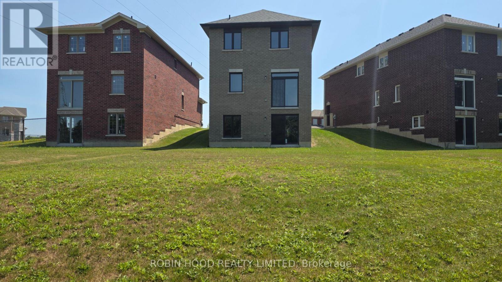 - - 398 Rita's Avenue, Newmarket, Ontario  L3X 2N1 - Photo 7 - X13688558