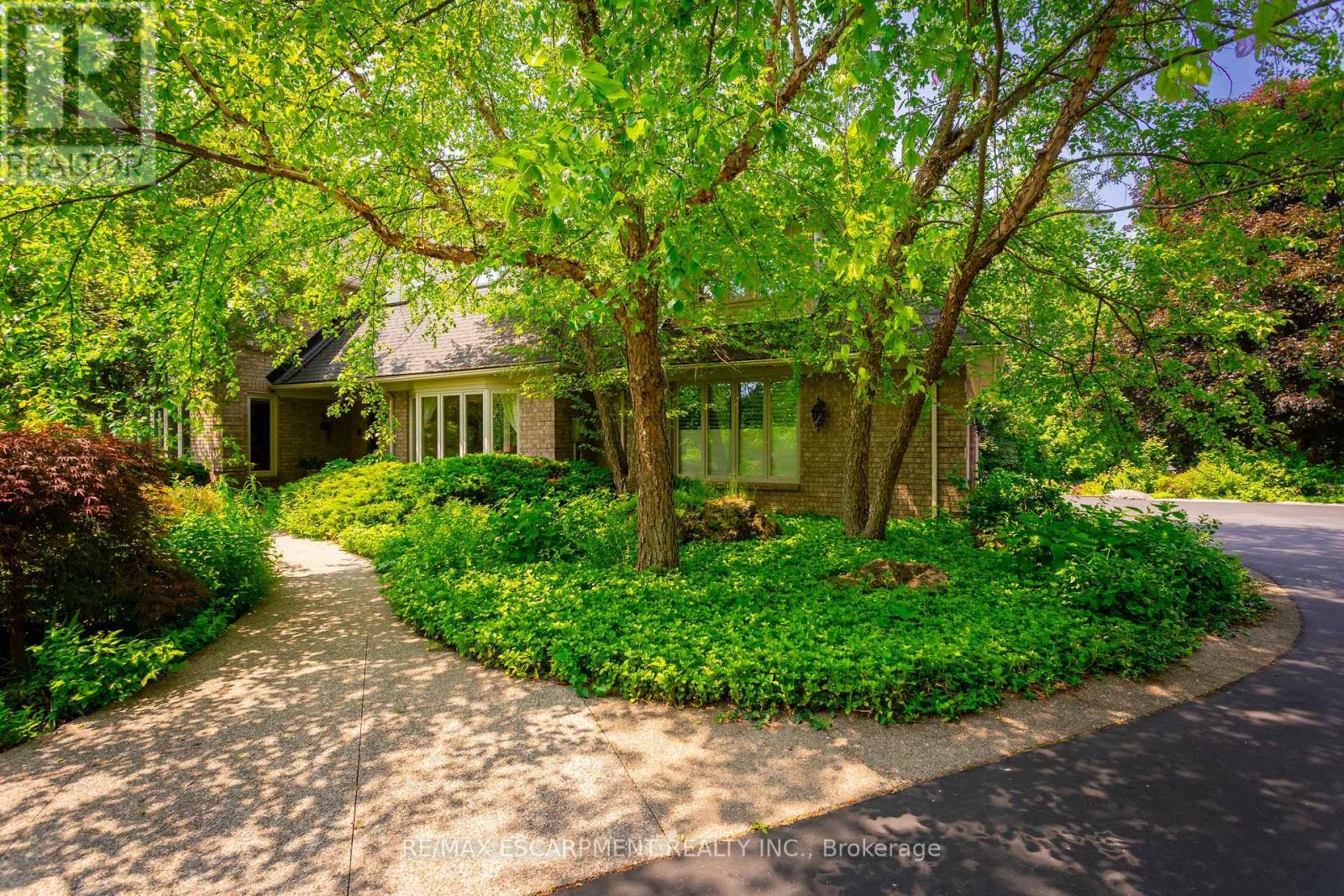 27 Blackberry Place, Hamilton, Ontario  L0R 1H2 - Photo 44 - X13688628