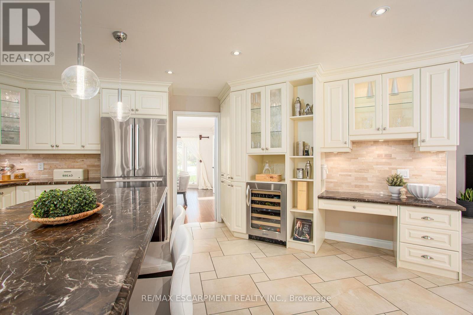 27 Blackberry Place, Hamilton, Ontario  L0R 1H2 - Photo 8 - X13688628