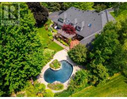 27 BLACKBERRY PLACE, Hamilton, Ontario