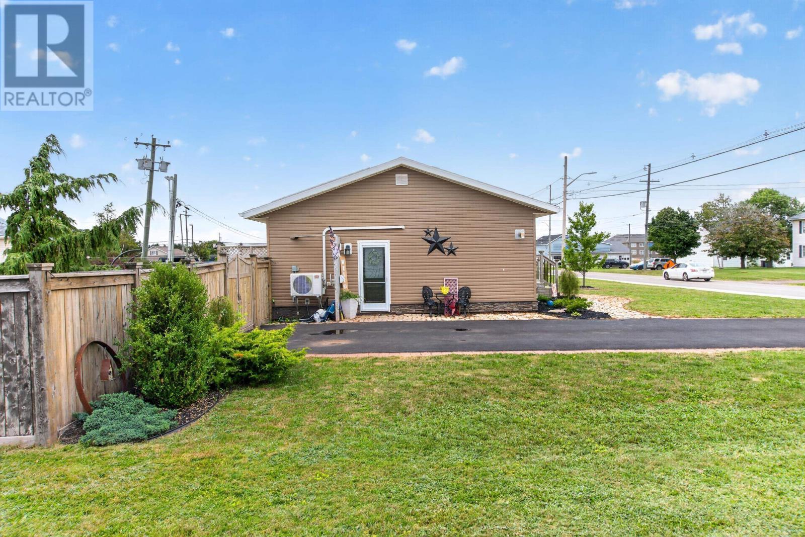 400 Duke Street, Summerside, Prince Edward Island  C1N 5X5 - Photo 6 - 202620928