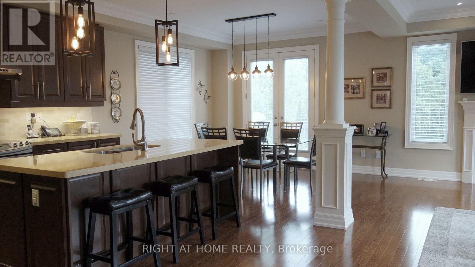 17 Bond Crescent, Richmond Hill, Ontario  L4E 3K2 - Photo 12 - N13685208