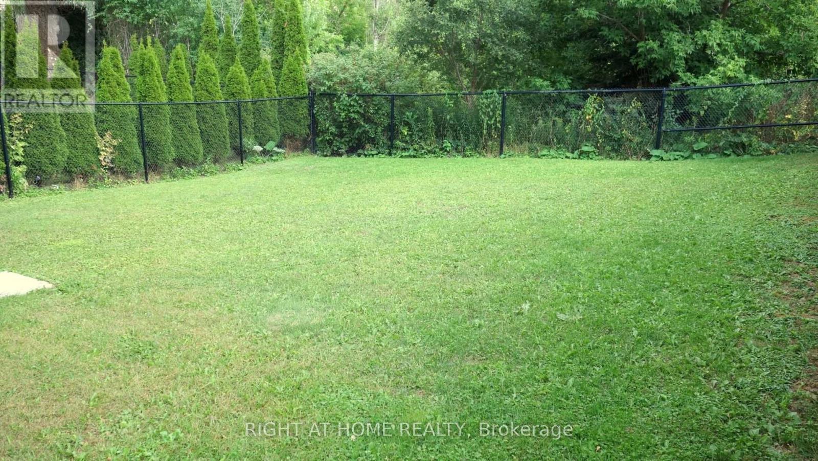 17 Bond Crescent, Richmond Hill, Ontario  L4E 3K2 - Photo 3 - N13685208