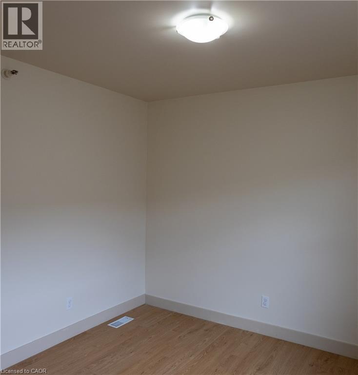 40 East Avenue, Brantford, Ontario  N3S 3L3 - Photo 7 - 40853580