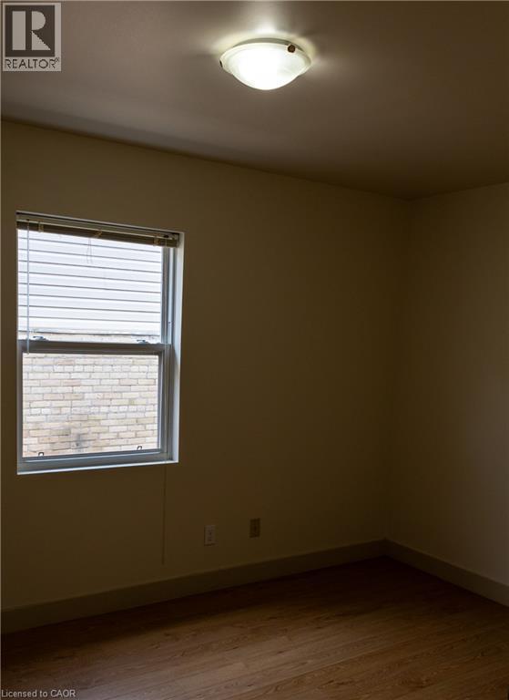 40 East Avenue, Brantford, Ontario  N3S 3L3 - Photo 6 - 40853580
