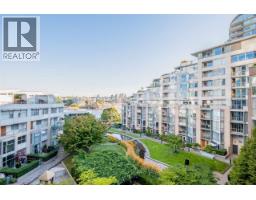 605 1228 MARINASIDE CRESCENT, Vancouver, British Columbia