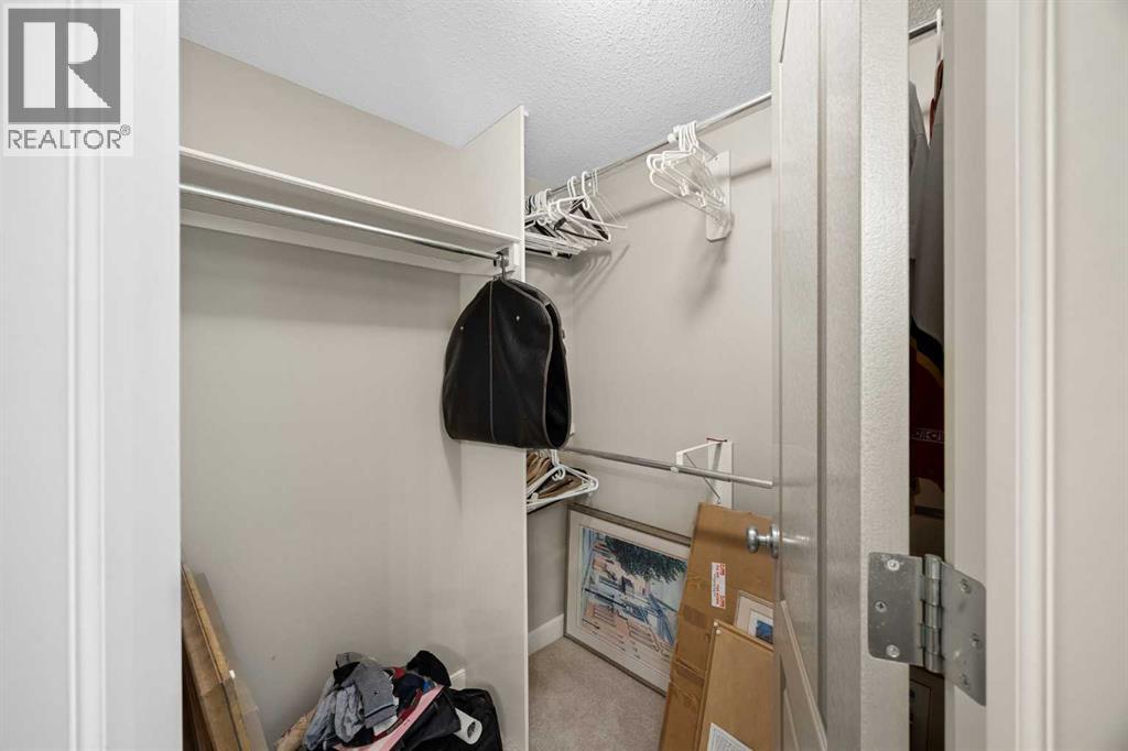 93 Coach Court SW, Calgary, Alberta  T3H 4P7 - Photo 12 - A2324190