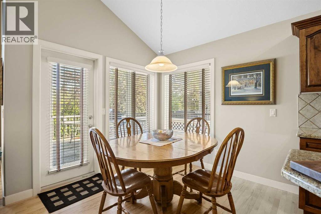 93 Coach Court SW, Calgary, Alberta  T3H 4P7 - Photo 19 - A2324190