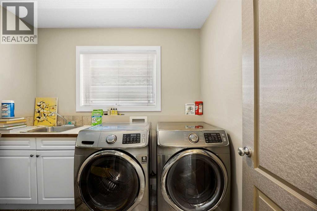 93 Coach Court SW, Calgary, Alberta  T3H 4P7 - Photo 27 - A2324190