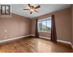 2421 Glacier Court Unit# 2, Kelowna, British Columbia  V1V 3A6 - Photo 18 - 10391052