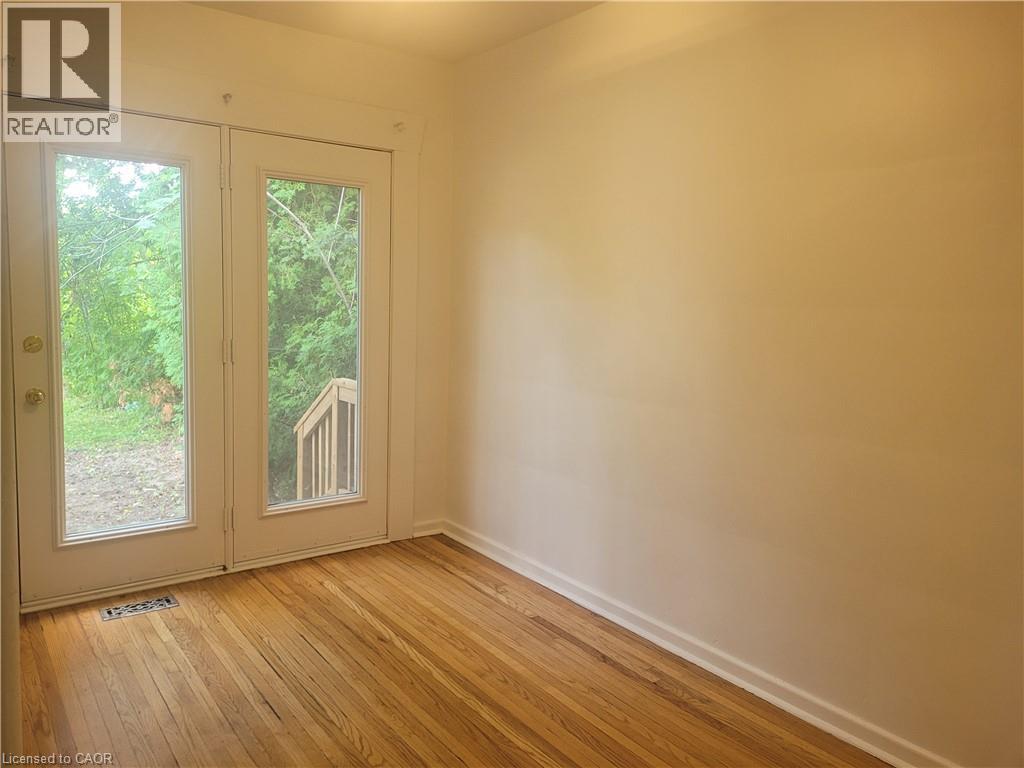 241 Haddon Avenue S, Hamilton, Ontario  L8S 1X9 - Photo 4 - 40856674