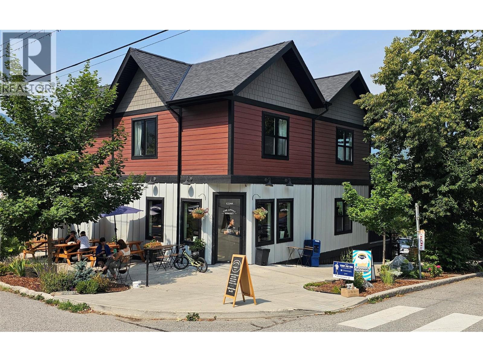 1224 STANLEY Street Unit# D, Nelson, British Columbia