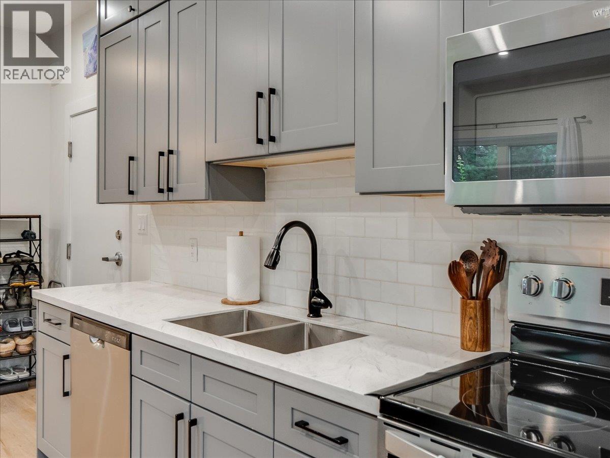 1224 Stanley Street Unit# D, Nelson, British Columbia  V1L 1P7 - Photo 9 - 10397285