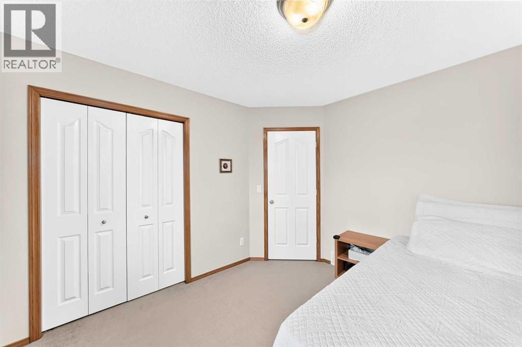 144 Cougarstone Common Sw, Calgary, Alberta  T3H 5P5 - Photo 28 - A2338157