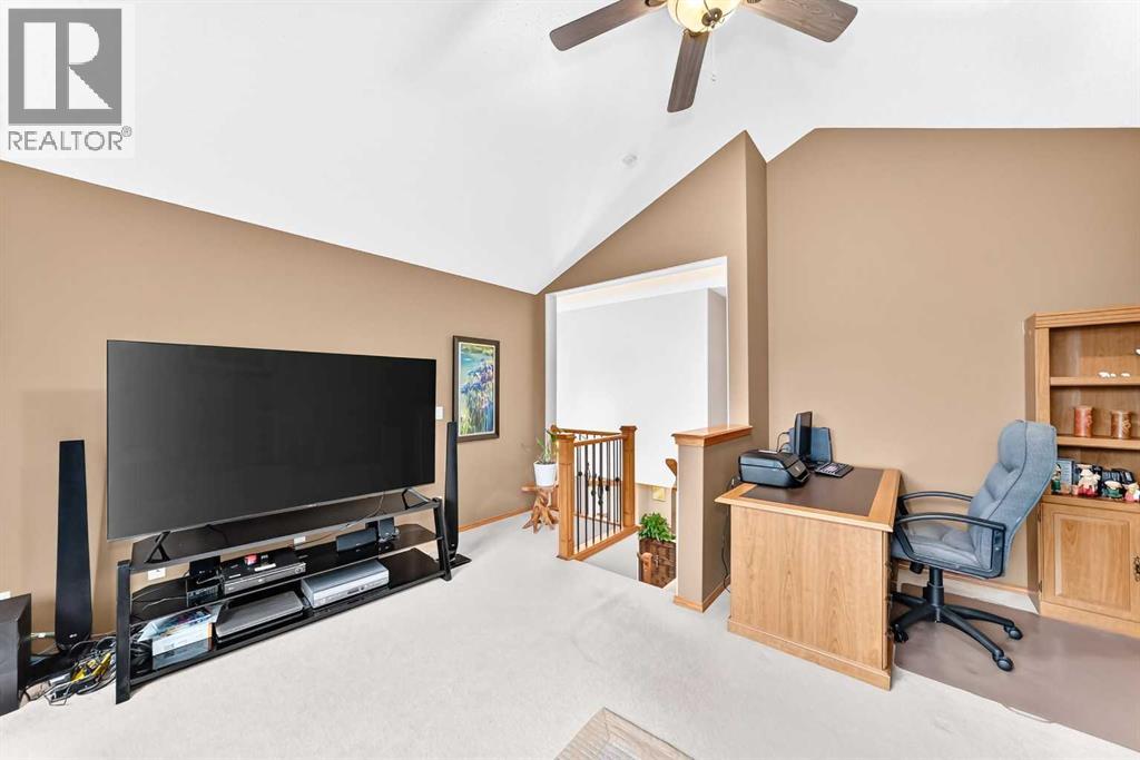 144 Cougarstone Common Sw, Calgary, Alberta  T3H 5P5 - Photo 33 - A2338157