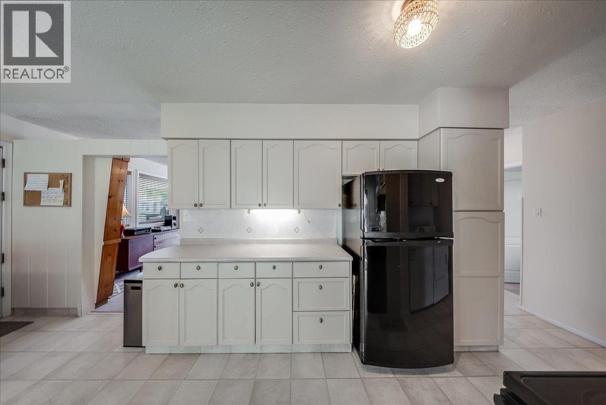 469 Forrest Drive, Trail, British Columbia V1R 2H1 - Photo 17 - 10397894
