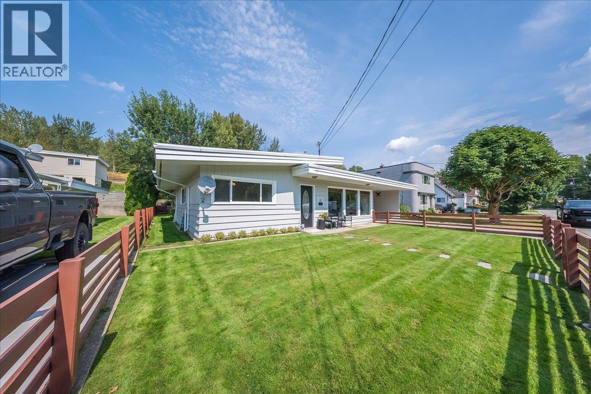 469 Forrest Drive, Trail, British Columbia V1R 2H1 - Photo 3 - 10397894