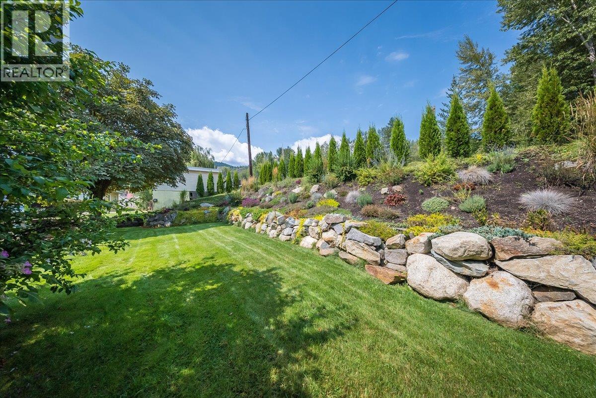 469 Forrest Drive, Trail, British Columbia V1R 2H1 - Photo 47 - 10397894