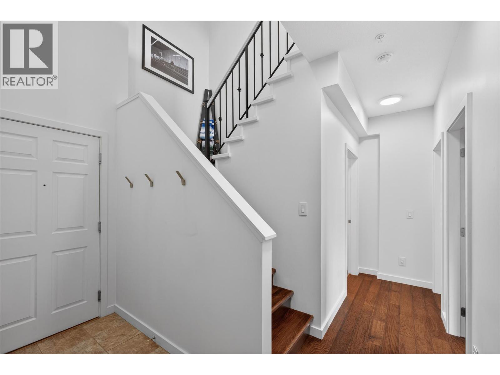 2120 Shannon Ridge Drive Unit# 303, West Kelowna, British Columbia  V4T 2Z3 - Photo 11 - 10397892