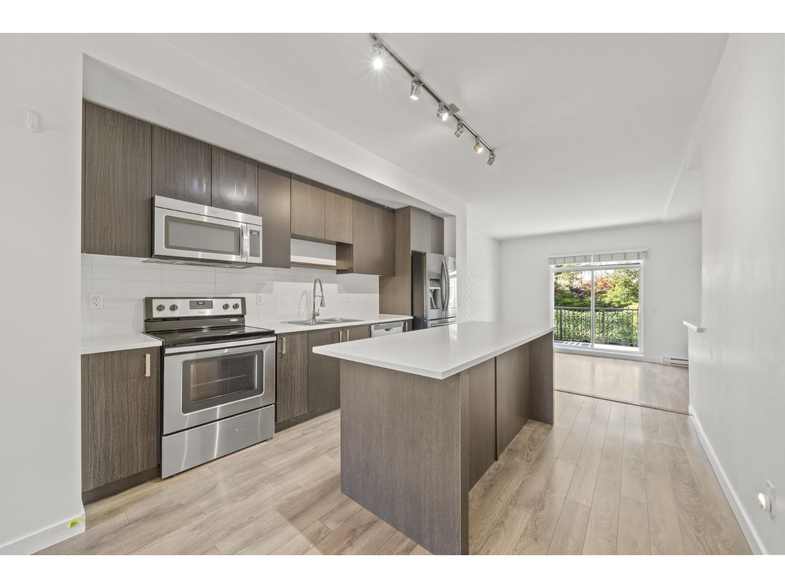55 15340 Guildford Drive, Surrey, British Columbia  V3R 0C9 - Photo 9 - R3156874