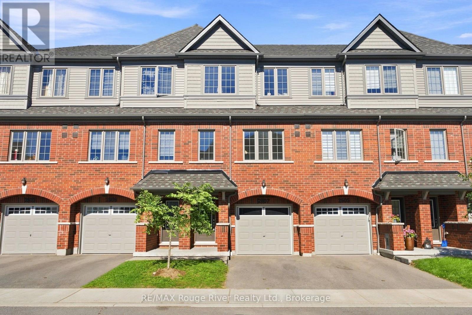 2607 Magdalen Path W, Oshawa, Ontario  L1L 0R6 - Photo 1 - E13688708