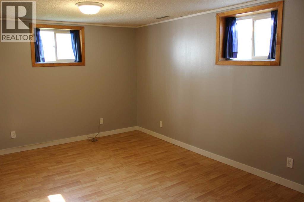 23 Pine Avenue W, Brooks, Alberta  T1A 0A1 - Photo 35 - A2335119