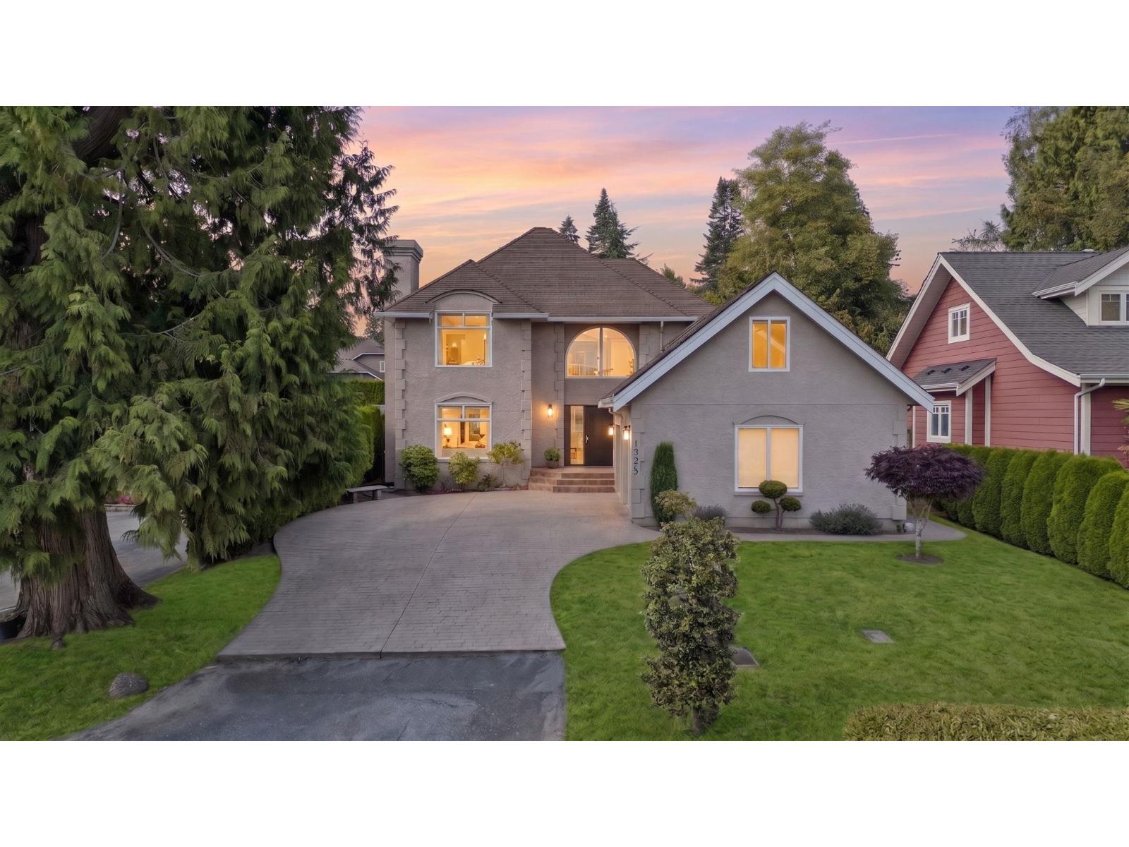 13473 14 Avenue, Surrey, British Columbia  V4A 1G8 - Photo 1 - R3156691