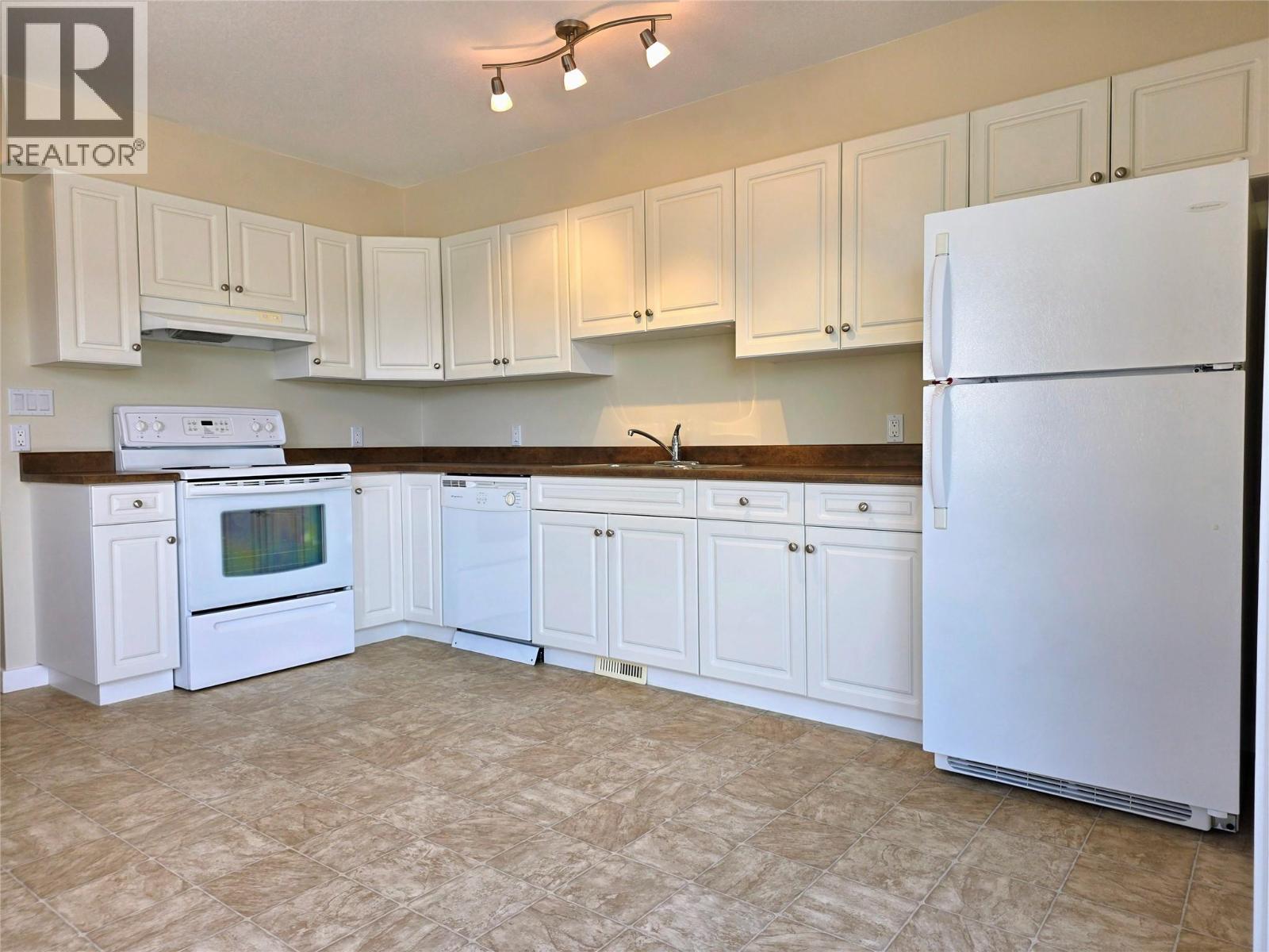 200 Black Forest Trail Unit# 712, Invermere, British Columbia  V0A 1K2 - Photo 16 - 10389546