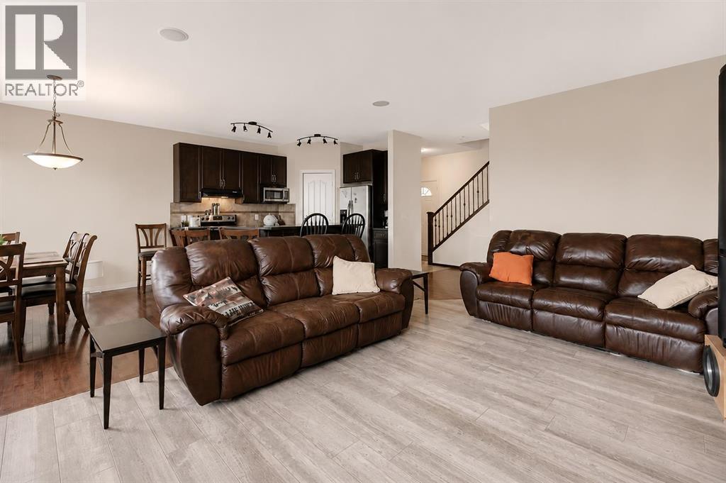 265 Brightonwoods Gardens SE, Calgary, Alberta  T2Z 0T4 - Photo 7 - A2316145