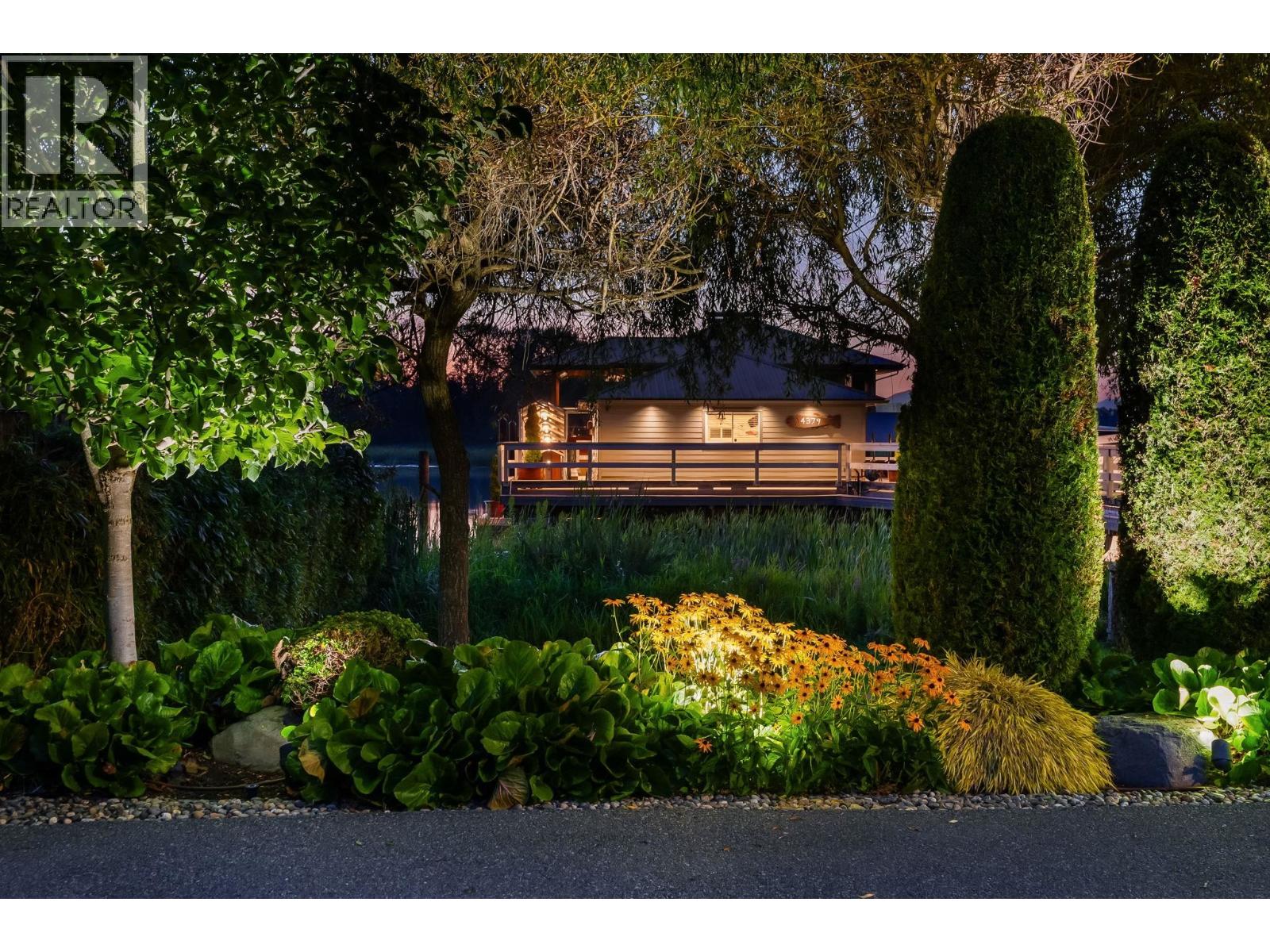 4379 W River Road, Delta, British Columbia  V4K 1R9 - Photo 2 - R3121130