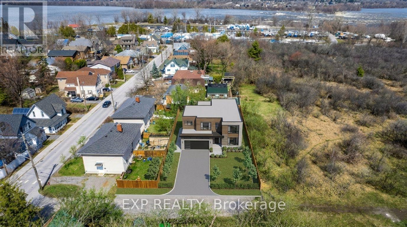2725 Rowatt Street, Ottawa, Ontario  K2B 5W4 - Photo 5 - X13688648