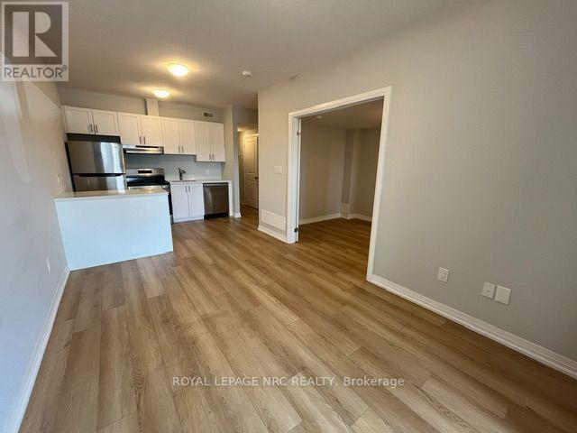 76 - 6705 Cropp Street, Niagara Falls, Ontario  L2E 0C1 - Photo 2 - X13688684