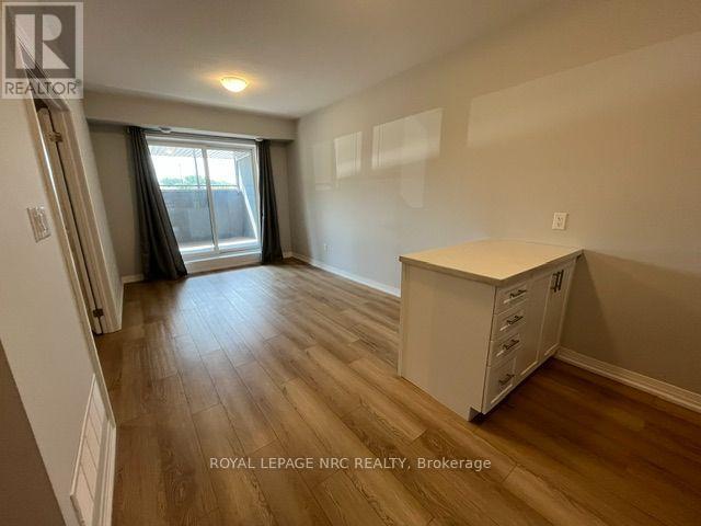 76 - 6705 Cropp Street, Niagara Falls, Ontario  L2E 0C1 - Photo 3 - X13688684
