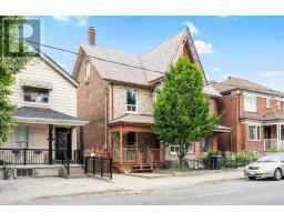 546 DUFFERIN STREET, Toronto, Ontario