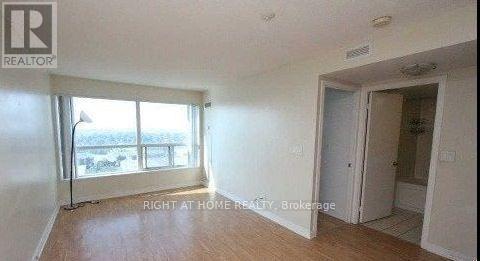 2016 - 36 Lee Centre Drive, Toronto, Ontario  M1H 3K2 - Photo 8 - E13688662