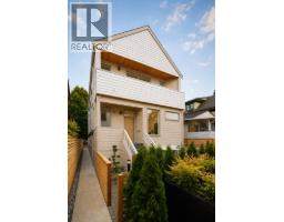 3 595 E 49TH AVENUE, Vancouver, British Columbia