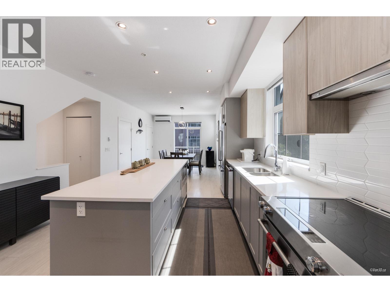 8 2560 Pitt River Road, Port Coquitlam, British Columbia  V3C 1R9 - Photo 4 - R3156840